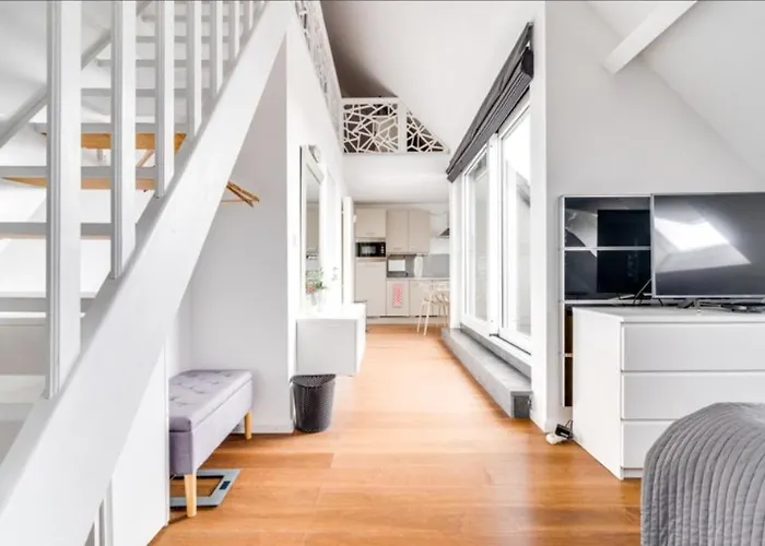 Espace Moderne Pouvant Accueillir 3 Personnes